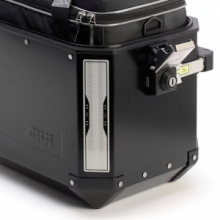 GIVI E145 Coppia di adesivi rifrangenti serigrafati